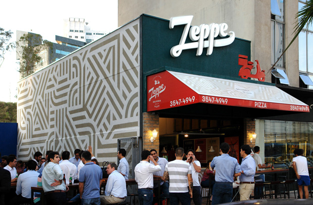Pizza Zeppe restaurant